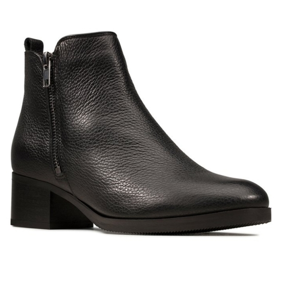 Clarks Shoes - CLARK BLACK MILA SKY ANKLE BOOTS  SIZE 9.5 NWT